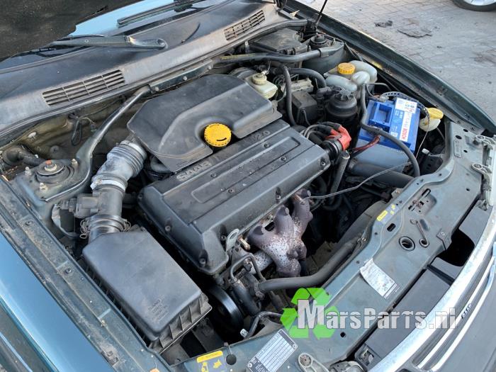 Saab 900 II 2.0 i,Si 16V Sloopvoertuig (1995, Groen)