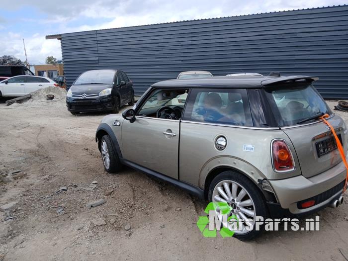 Mini Mini 1.6 16V Cooper S Sloopvoertuig (2006, Grijs)