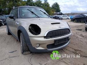 Mini Mini 1.6 16V Cooper S Sloopvoertuig (2006, Grijs)