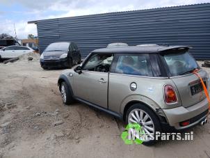 Mini Mini 1.6 16V Cooper S Sloopvoertuig (2006, Grijs)