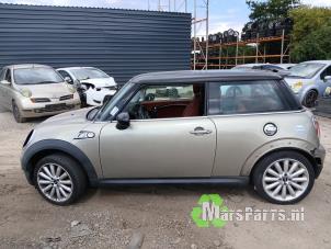 Mini Mini 1.6 16V Cooper S Sloopvoertuig (2006, Grijs)
