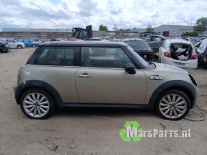Mini Mini 1.6 16V Cooper S Sloopvoertuig (2006, Grijs)