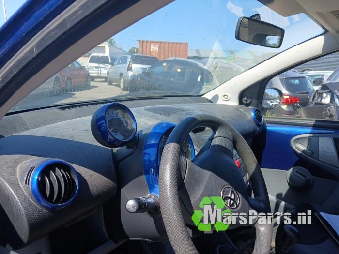 Toyota Aygo 1.0 12V VVT-i Sloopvoertuig (2007, Blauw)