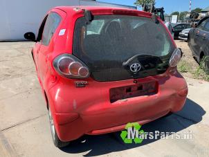 Toyota Aygo 1.0 12V VVT-i Sloopvoertuig (2007, Rood)
