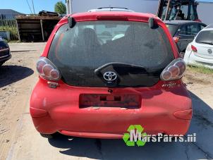 Toyota Aygo 1.0 12V VVT-i Sloopvoertuig (2007, Rood)