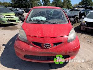 Toyota Aygo 1.0 12V VVT-i Sloopvoertuig (2007, Rood)