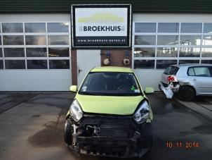 Kia Picanto 1.0 12V Sloopvoertuig (2011, Geel)
