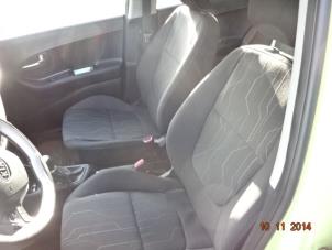 Kia Picanto 1.0 12V Sloopvoertuig (2011, Geel)