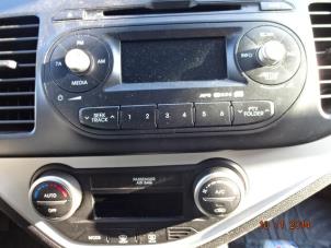 Kia Picanto 1.0 12V Sloopvoertuig (2011, Geel)