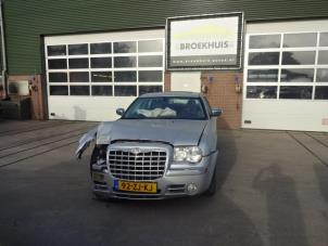 Chrysler 300 C Touring 3.0 CRD 24V Sloopvoertuig (2008, Grijs)