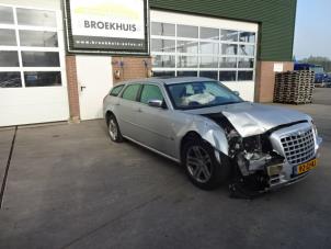 Chrysler 300 C Touring 3.0 CRD 24V Sloopvoertuig (2008, Grijs)