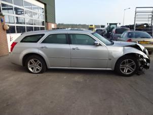 Chrysler 300 C Touring 3.0 CRD 24V Sloopvoertuig (2008, Grijs)
