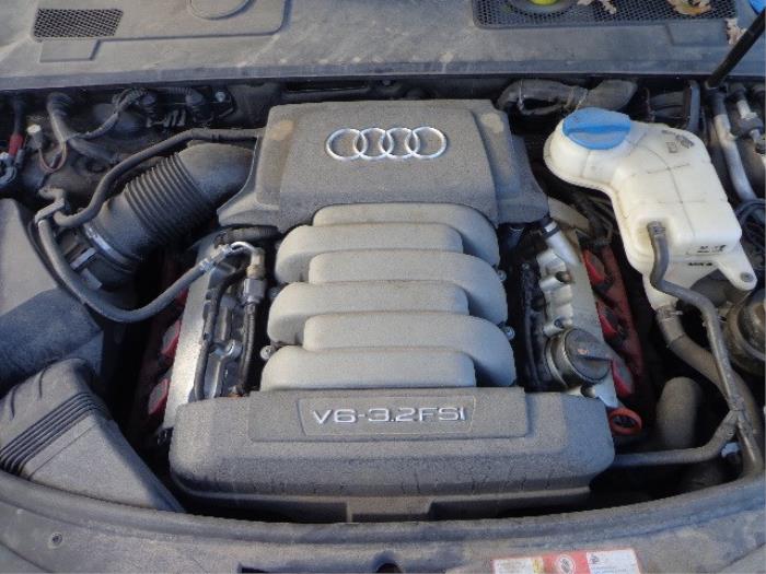 Audi A6 Avant Quattro 3.2 V6 24V FSI Sloopvoertuig (2007, Grijs)