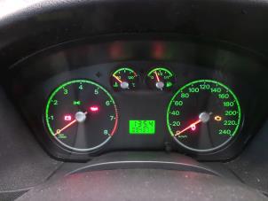 Ford Focus 2 1.4 16V Sloopvoertuig (2006, Grijs)