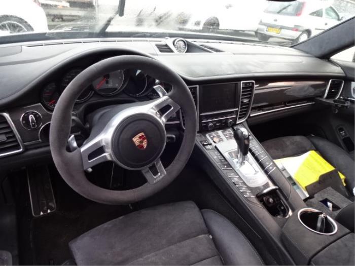 Porsche Panamera 4.8 V8 32V GTS Sloopvoertuig (2014, Zwart)
