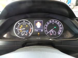 Skoda Superb 1.6 TDI Sloopvoertuig (2016, Grijs)