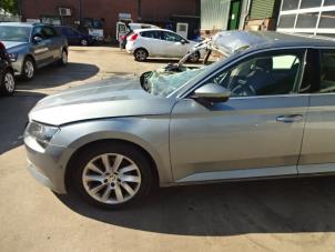 Skoda Superb 1.6 TDI Sloopvoertuig (2016, Grijs)