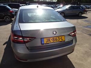Skoda Superb 1.6 TDI Sloopvoertuig (2016, Grijs)