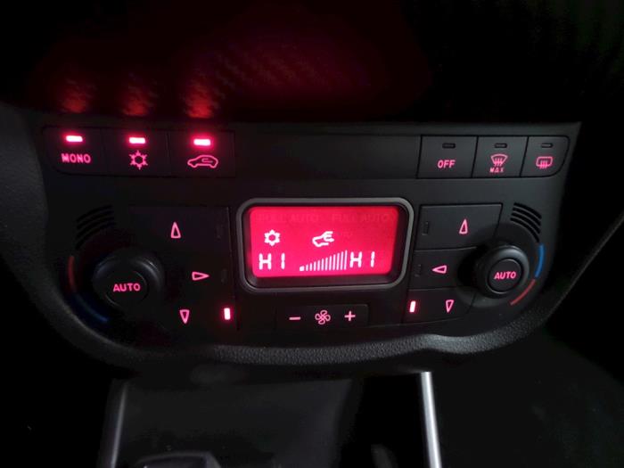 Alfa Romeo MiTo 1.3 JTDm 16V Eco Sloopvoertuig (2011, Zwart)