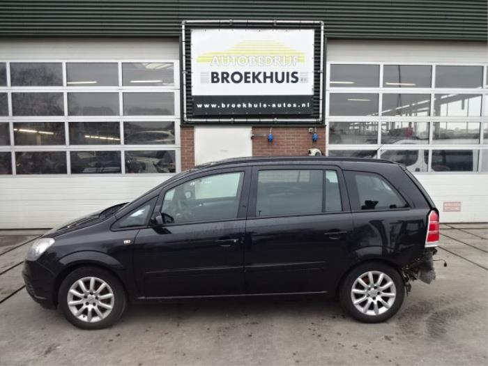 Opel Zafira 1.8 16V Ecotec Sloopvoertuig (2008, Zwart)