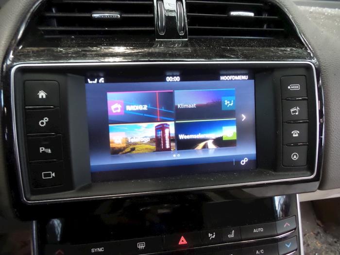 Jaguar XE 2.0 D E-Performance 16V Sloopvoertuig (2017, Grijs)