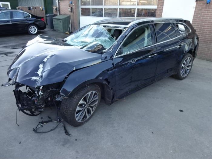 Renault Talisman Estate 1.6 Energy TCe 200 Sloopvoertuig (2017, Zwart)