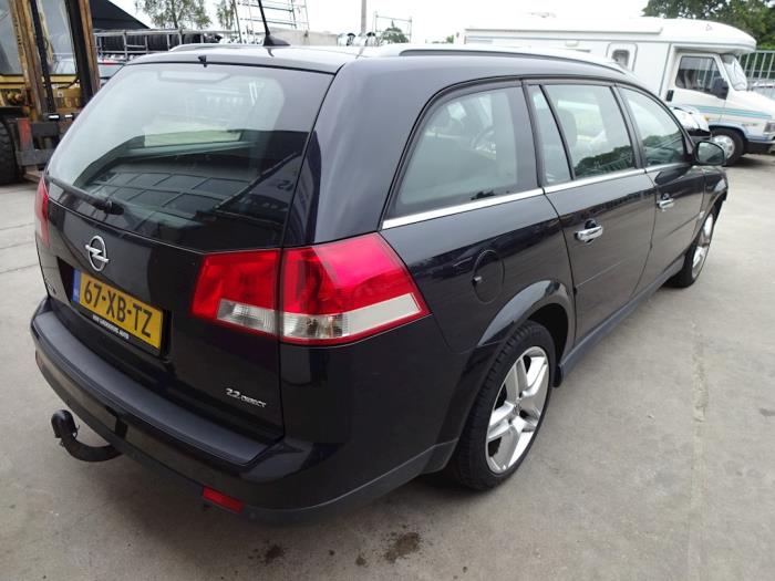 Opel Vectra C Caravan 2.2 DIG 16V Sloopvoertuig (2007, Zwart)