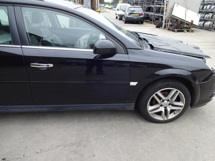 Opel Vectra C Caravan 2.2 DIG 16V Sloopvoertuig (2007, Zwart)