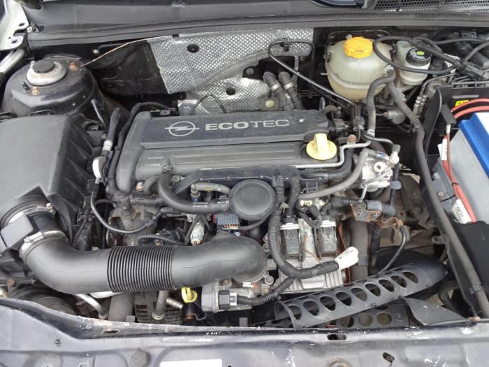 Opel Vectra C Caravan 2.2 DIG 16V Sloopvoertuig (2007, Zwart)