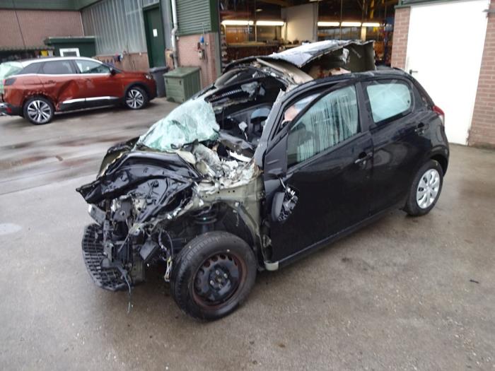 Peugeot 108 1.0 12V Sloopvoertuig (2016, Zwart)