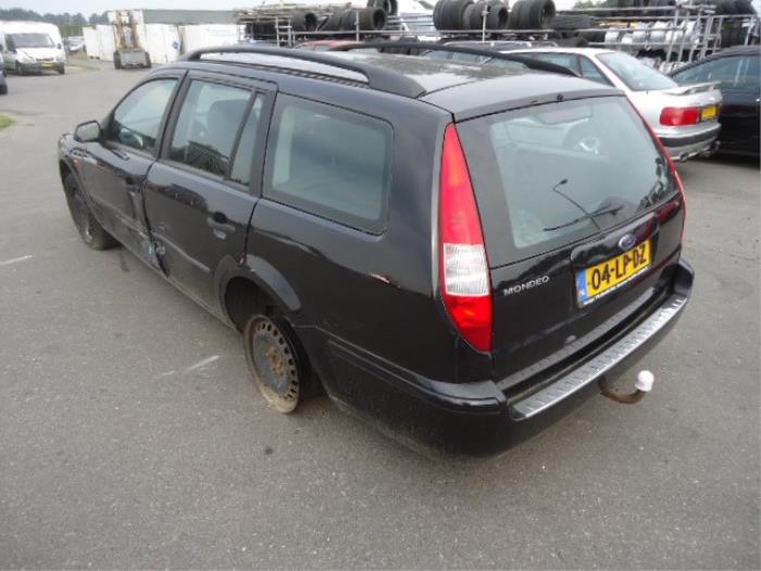 Ford Mondeo III Wagon 1.8 16V Sloopvoertuig (2003, Zwart)