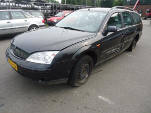 Ford Mondeo III Wagon 1.8 16V Sloopvoertuig (2003, Zwart)
