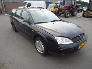 Ford Mondeo III Wagon 1.8 16V Sloopvoertuig (2003, Zwart)