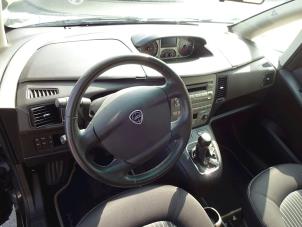 Lancia Musa 1.3 JTD Multijet 95 Sloopvoertuig (2012, Zwart)