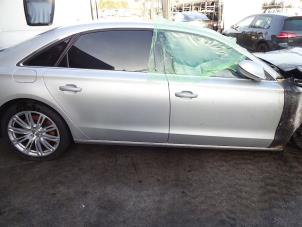 Audi A8 4.2 TDI V8 32V Quattro Sloopvoertuig (2011, Grijs)