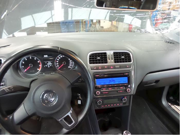 Volkswagen Polo V 1.2 TSI Sloopvoertuig (2010, Zwart)