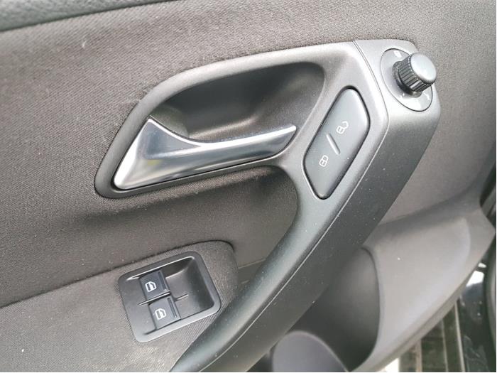 Volkswagen Polo V 1.2 TSI Sloopvoertuig (2010, Zwart)