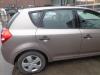 Kia Cee'd 1.6 CRDi 16V Sloopvoertuig (2007, Beige)