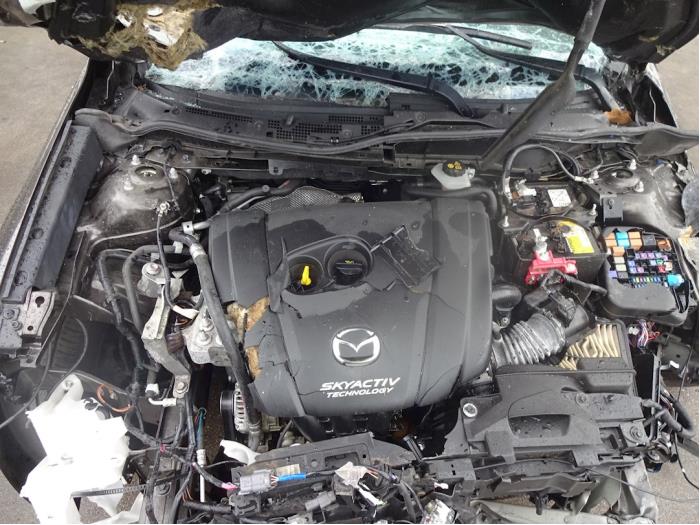 Mazda CX-3 2.0 SkyActiv-G 120 Sloopvoertuig (2017, Bruin)