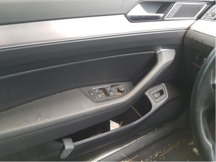 Volkswagen Passat Variant 1.6 TDI 16V Sloopvoertuig (2015, Grijs)