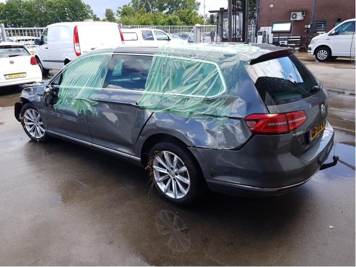 Volkswagen Passat Variant 1.6 TDI 16V Sloopvoertuig (2015, Grijs)