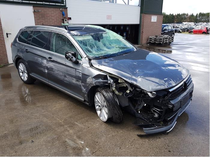 Volkswagen Passat Variant 1.6 TDI 16V Sloopvoertuig (2015, Grijs)