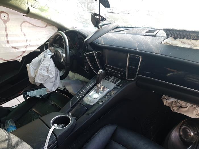 Porsche Panamera 3.0 D V6 24V Sloopvoertuig (2012, Zwart)