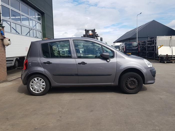Renault Modus/Grand Modus 1.6 16V Sloopvoertuig (2010, Grijs)