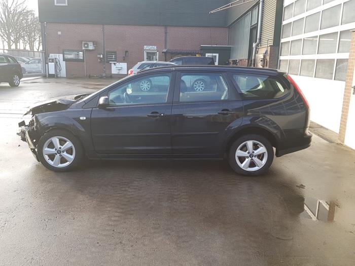 Ford Focus 2 Wagon 1.8 16V Sloopvoertuig (2007, Zwart)