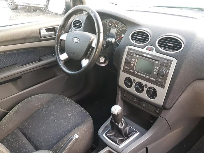 Ford Focus 2 Wagon 1.8 16V Sloopvoertuig (2007, Zwart)