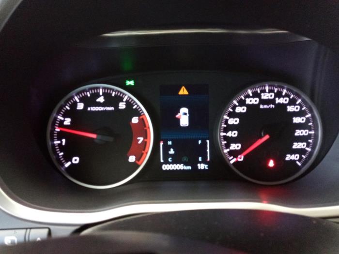 Mitsubishi Eclipse Cross 1.5 Turbo 16V 2WD Sloopvoertuig (2017, Bruin)