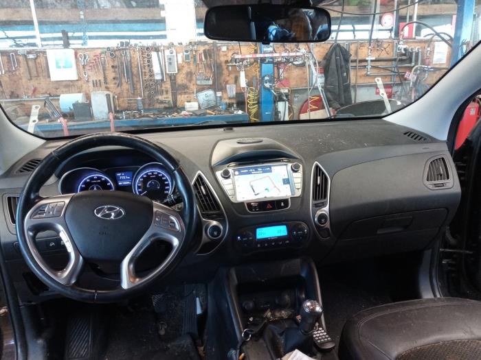 Hyundai iX35 2.0 16V Sloopvoertuig (2011, Zwart)