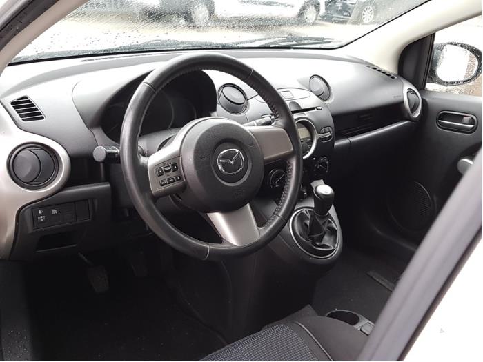Mazda 2 1.3 16V S-VT High Power Sloopvoertuig (2010, Wit)