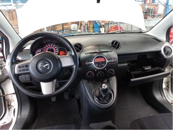 Mazda 2 1.3 16V S-VT High Power Sloopvoertuig (2010, Wit)